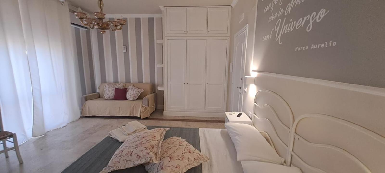 Chez Tata' - Sce Tata Bed & Breakfast Rossano Stazione Bagian luar foto